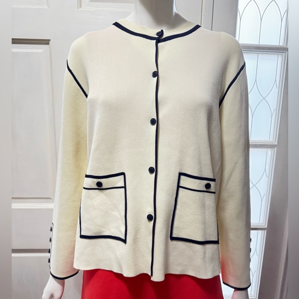 Vilagallo Cream and Black Long Sleeves Square Front Pockets Sweater Size Large